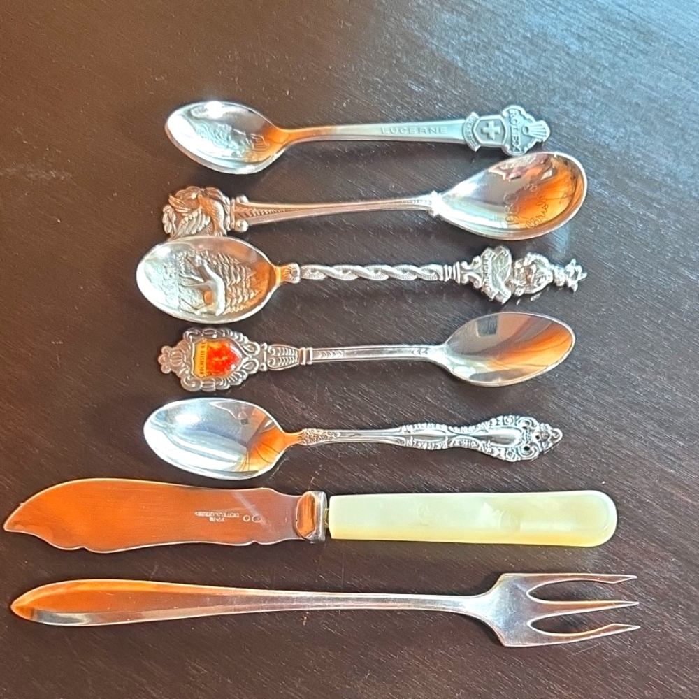 Rolex/Sheffield/Souvenir Collectible Cutlery Bundle